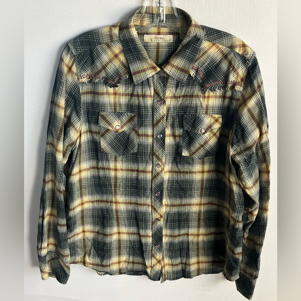 Natural Reflections women’s western pearl snap shirt L